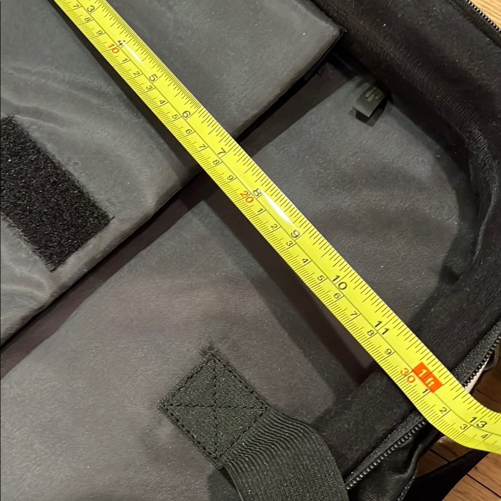 Dell Computer Briefcase - Picture 8 of 14